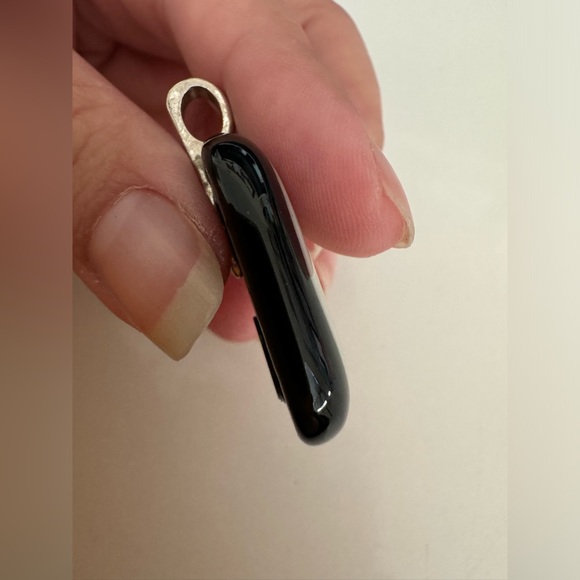 Queen Elizabeth Pendant by Fabulous Disaster - Picture 3 of 4